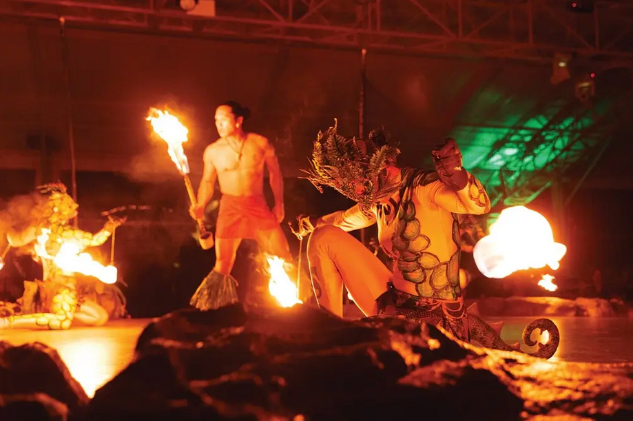 Luau Kalamaku vs Smith’s Luau: Which Kauai Luau Fits Your Night? 